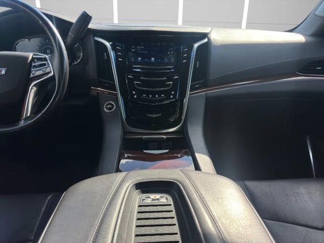 2019 Cadillac Escalade Luxury