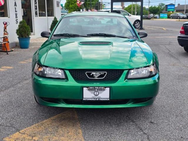 2001 Ford Mustang Base