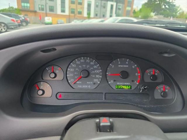 2001 Ford Mustang Base