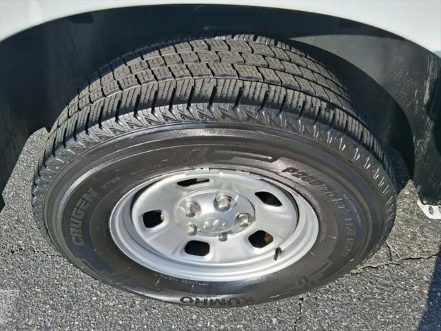 2022 Ram 1500 Classic Tradesman Regular Cab 4x2 8' Box
