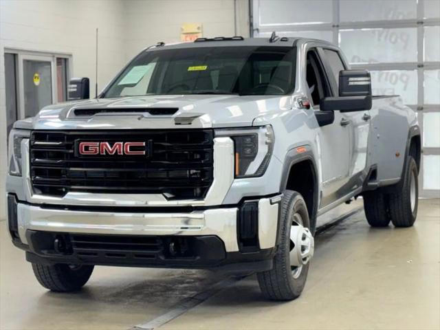 2024 GMC Sierra 3500HD 4WD Crew Cab Long Bed Pro