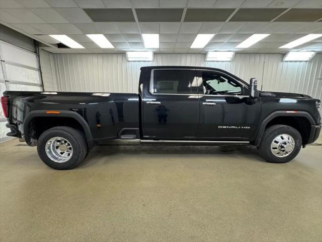 2026 GMC Sierra 3500HD Crew Cab, Long Bed, Denali Ultimate Dual Rear Wheel, 4WD