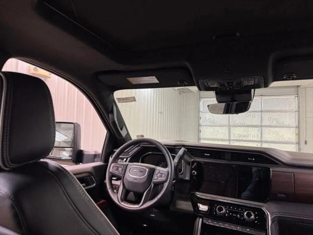 2026 GMC Sierra 3500HD Crew Cab, Long Bed, Denali Ultimate Dual Rear Wheel, 4WD