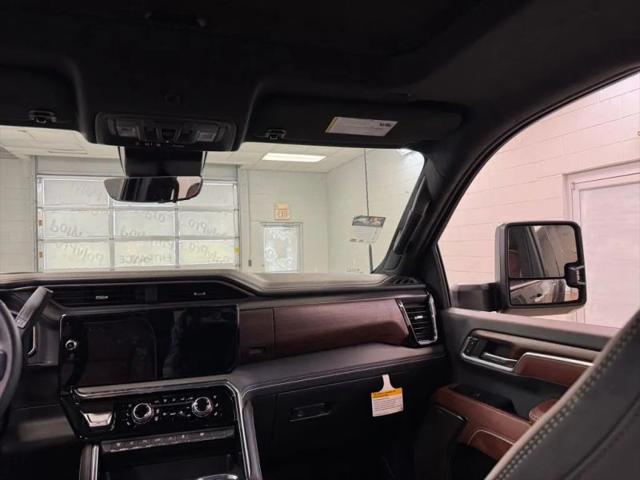 2026 GMC Sierra 3500HD Crew Cab, Long Bed, Denali Ultimate Dual Rear Wheel, 4WD