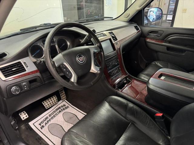 2011 Cadillac Escalade ESV Premium