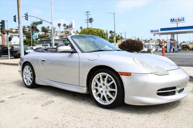 2000 Porsche 911 911 Carrera 4