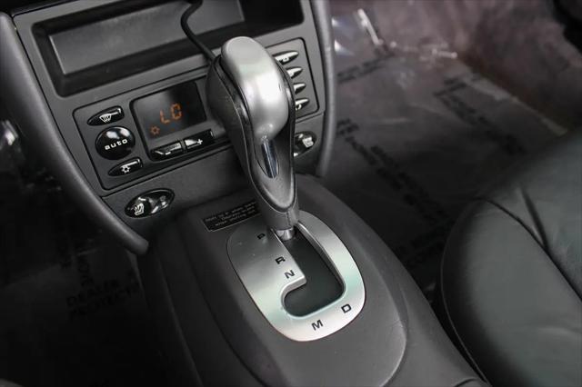2000 Porsche 911 911 Carrera 4