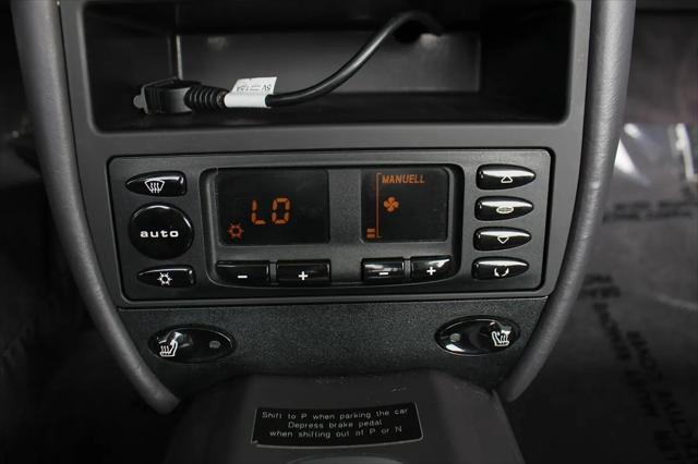 2000 Porsche 911 911 Carrera 4