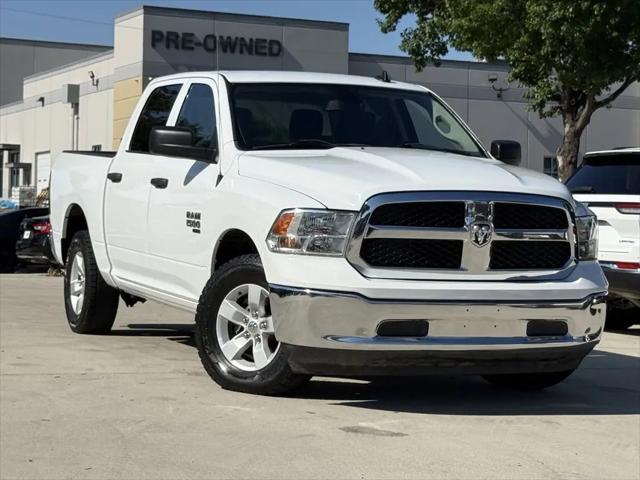 2023 Ram 1500 Classic SLT Crew Cab 4x4 5'7" Box