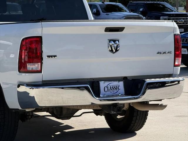 2023 Ram 1500 Classic SLT Crew Cab 4x4 5'7" Box