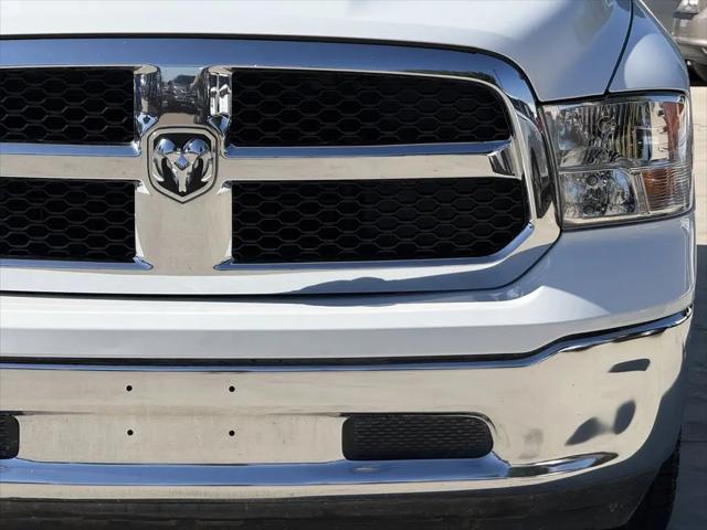 2023 Ram 1500 Classic SLT Crew Cab 4x4 5'7" Box