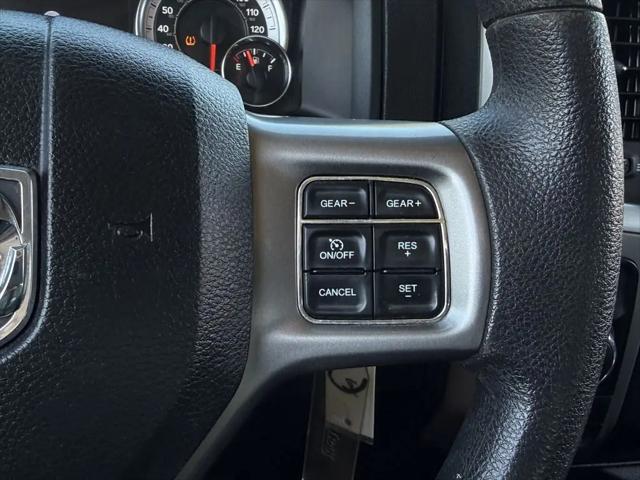 2023 Ram 1500 Classic SLT Crew Cab 4x4 5'7" Box