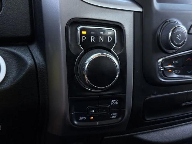 2023 Ram 1500 Classic SLT Crew Cab 4x4 5'7" Box