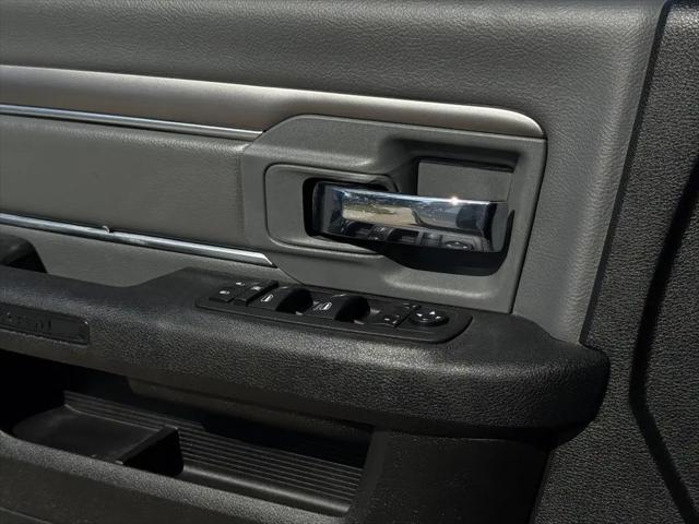 2023 Ram 1500 Classic SLT Crew Cab 4x4 5'7" Box