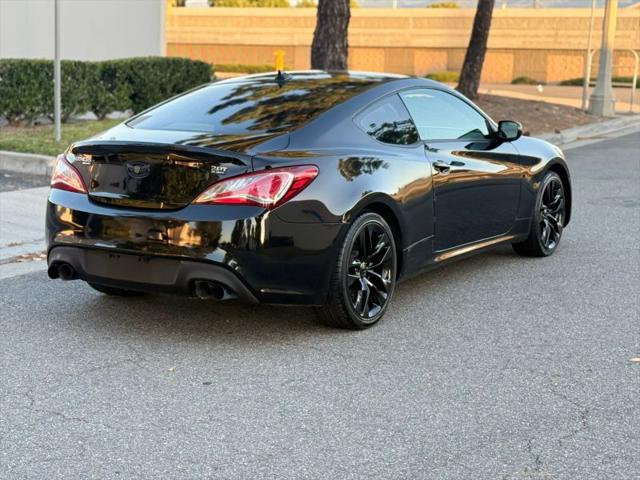 2014 Hyundai Genesis Coupe 2.0T R-Spec