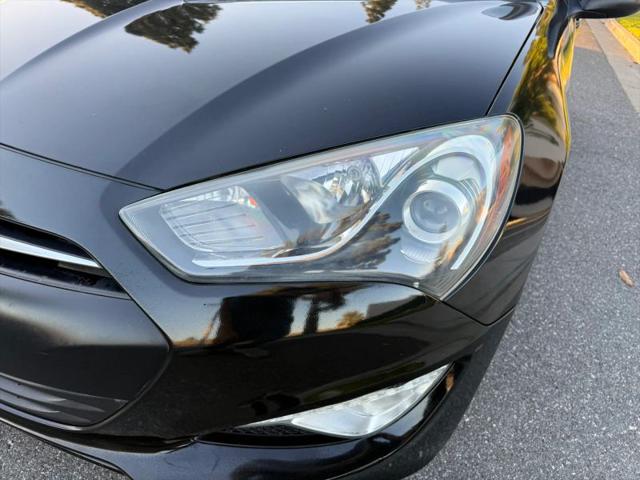 2014 Hyundai Genesis Coupe 2.0T R-Spec
