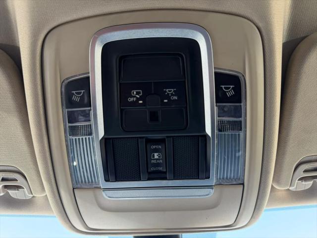 2020 Ram 1500 Laramie Crew Cab 4x4 57 Box