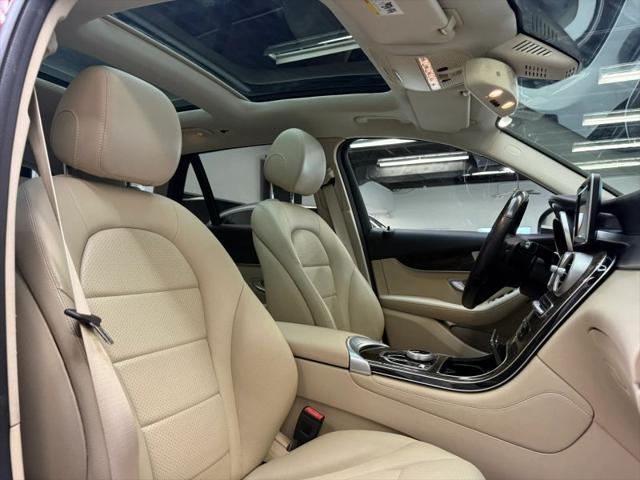 2019 Mercedes-Benz GLC 300