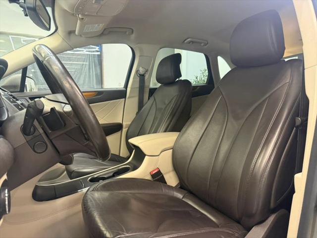 2017 Lincoln MKC Select