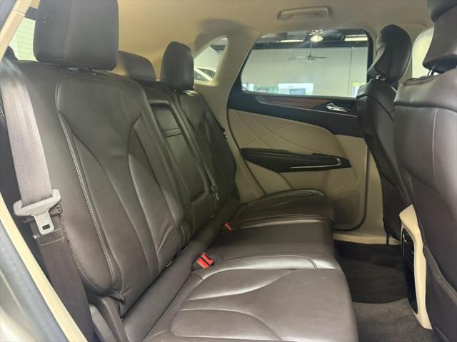 2017 Lincoln MKC Select