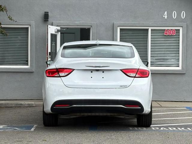 2016 Chrysler 200 Limited