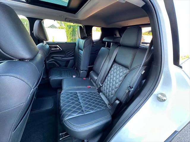 2023 Mitsubishi Outlander PHEV SEL S-AWC