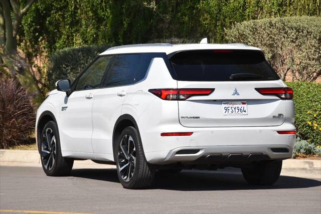 2023 Mitsubishi Outlander PHEV SEL S-AWC