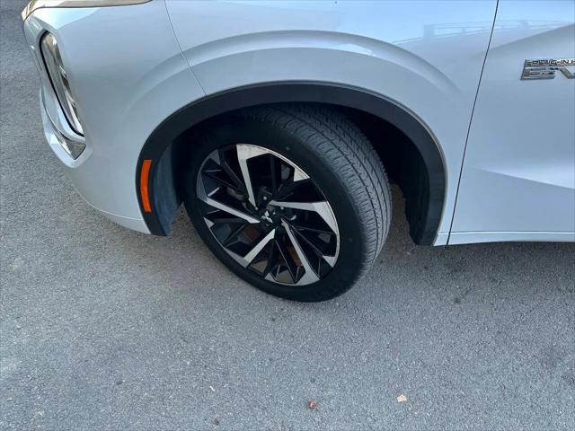 2023 Mitsubishi Outlander PHEV SEL S-AWC