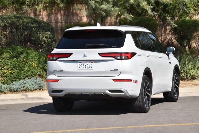 2023 Mitsubishi Outlander PHEV SEL S-AWC