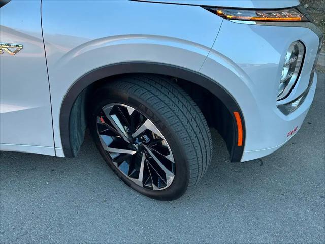 2023 Mitsubishi Outlander PHEV SEL S-AWC
