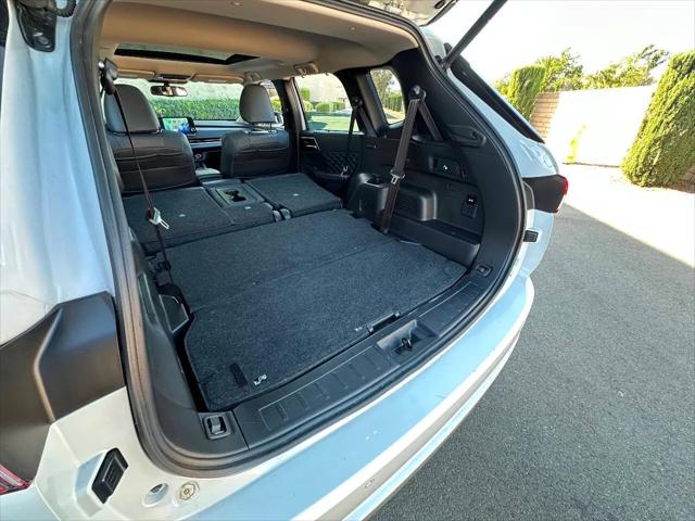 2023 Mitsubishi Outlander PHEV SEL S-AWC