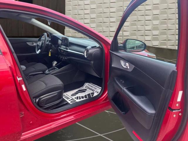 2023 Kia Forte LXS