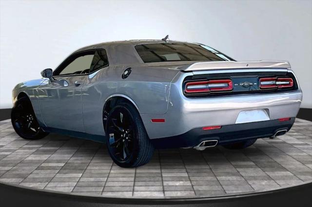 2018 Dodge Challenger SXT Plus