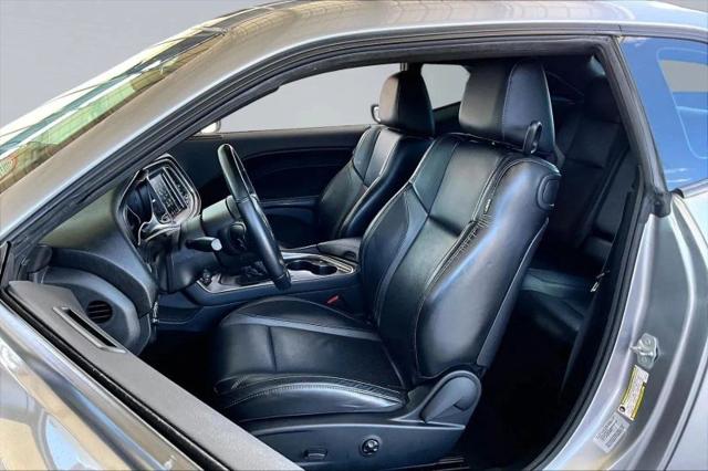 2018 Dodge Challenger SXT Plus