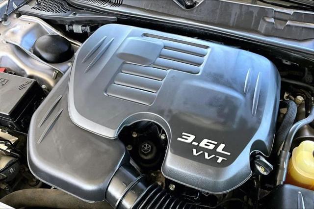 2018 Dodge Challenger SXT Plus