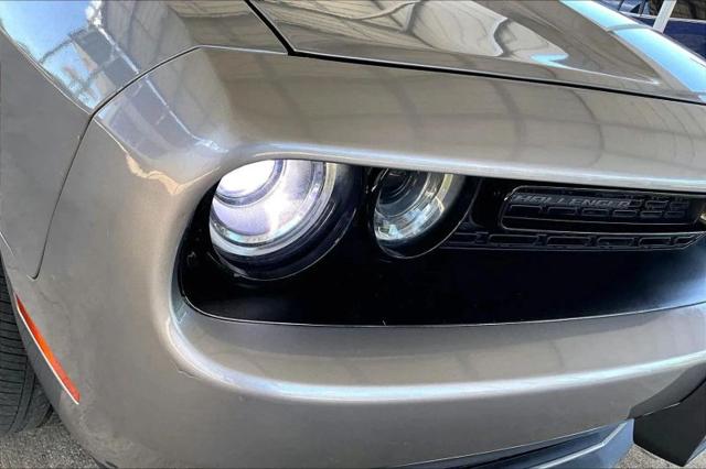 2018 Dodge Challenger SXT Plus