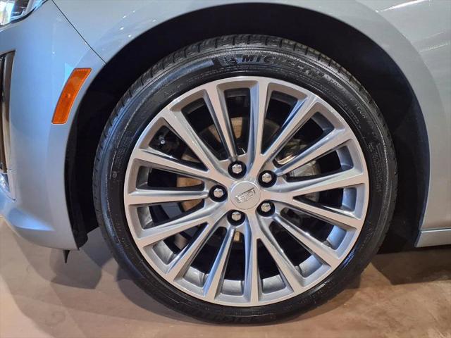 2023 Cadillac CT5 Premium Luxury