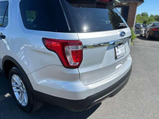 2017 Ford Explorer Base