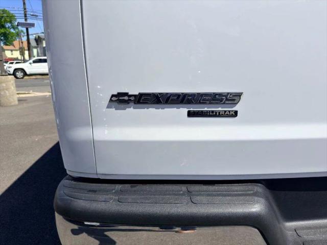 2015 Chevrolet Express LT