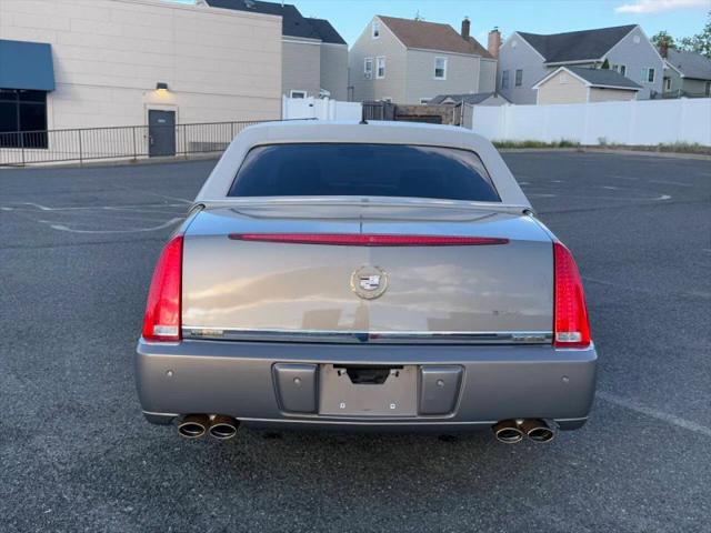 2006 Cadillac DTS Standard