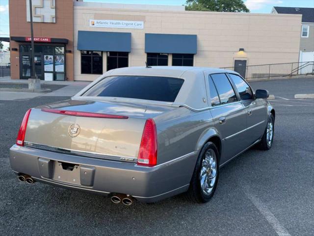 2006 Cadillac DTS Standard