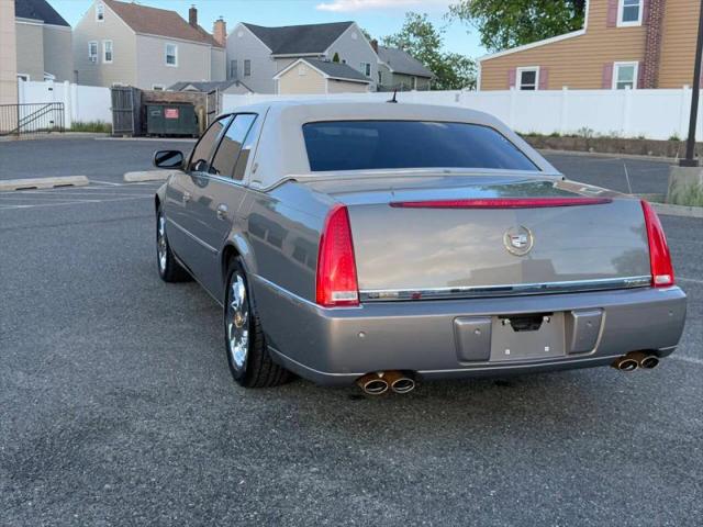2006 Cadillac DTS Standard