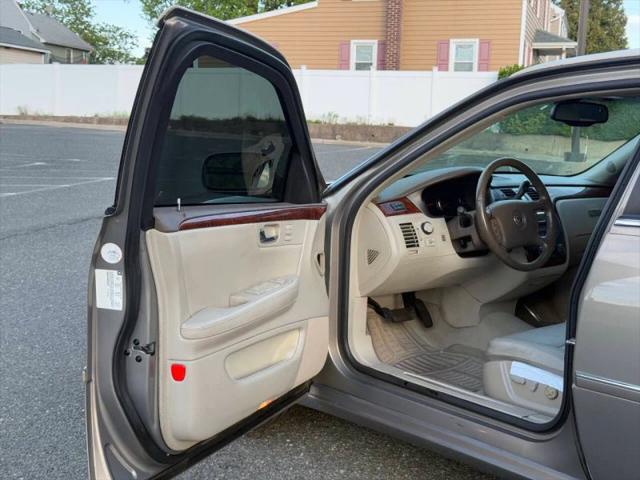 2006 Cadillac DTS Standard