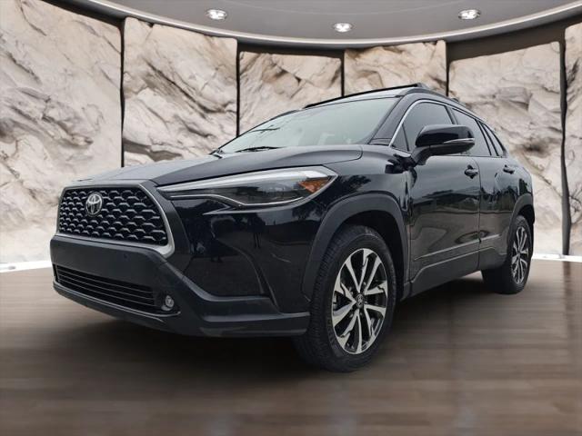 2025 Toyota Corolla Cross XLE