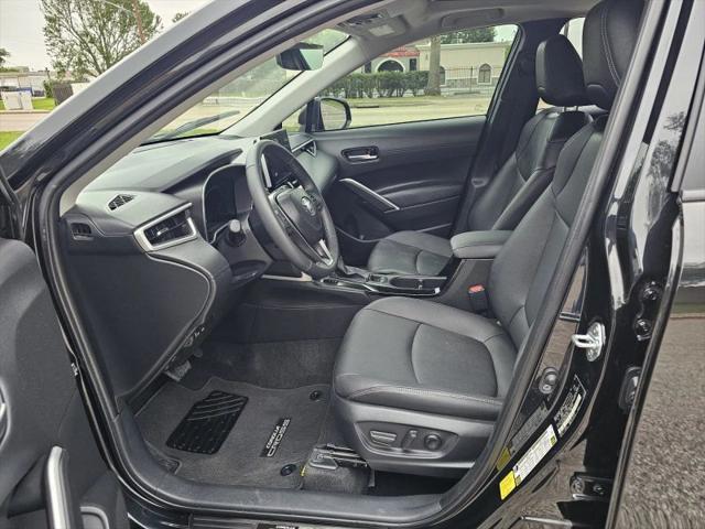 2025 Toyota Corolla Cross XLE