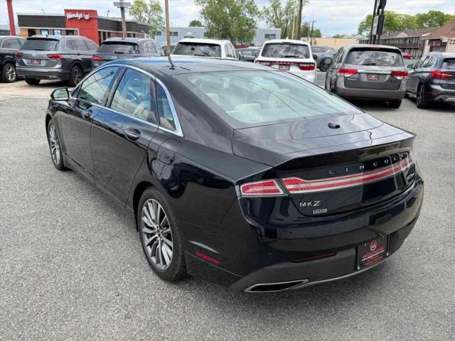 2018 Lincoln MKZ Select