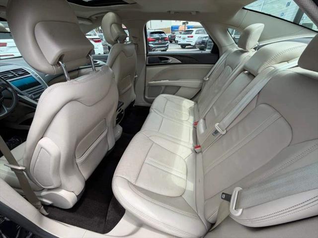 2018 Lincoln MKZ Select