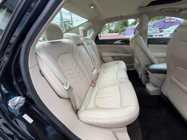 2018 Lincoln MKZ Select