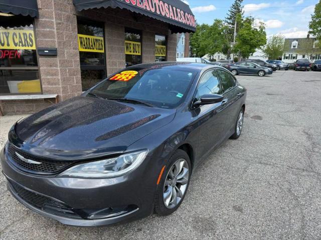 2016 Chrysler 200 S