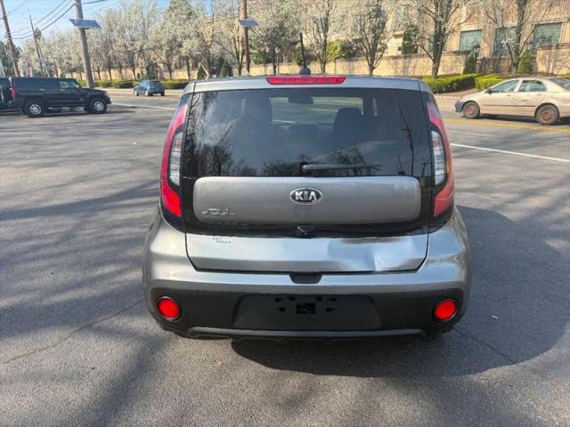 2019 Kia Soul Base